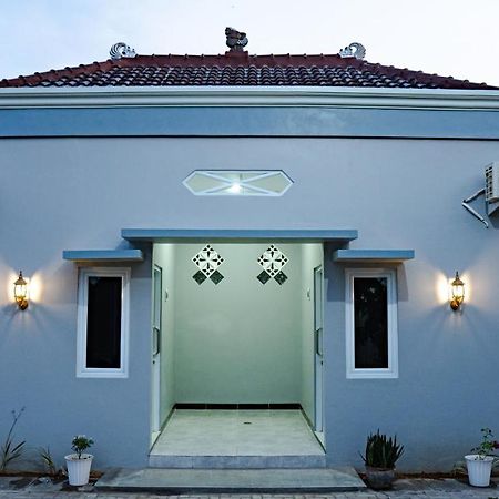 Sitiinggil Guest House Syariah テガル エクステリア 写真