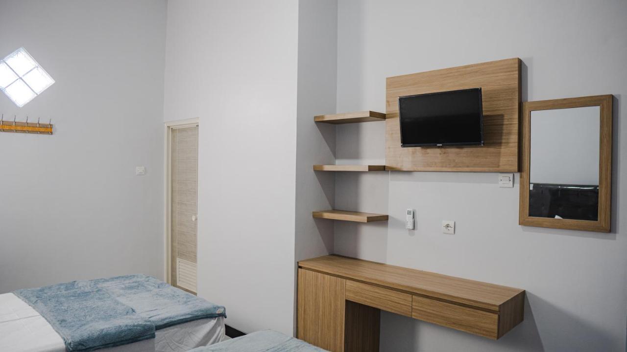 Sitiinggil Guest House Syariah テガル エクステリア 写真